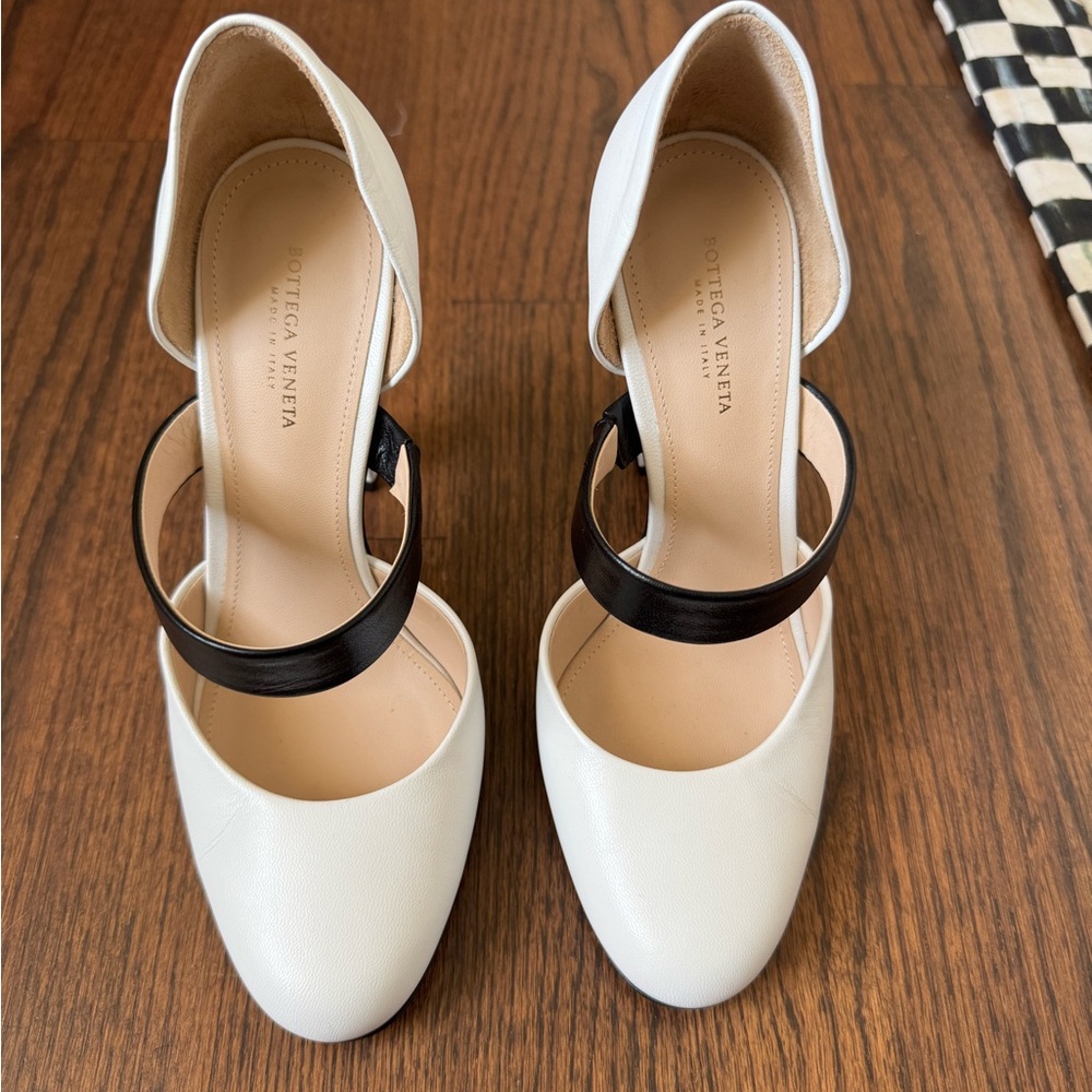 Bottega Veneta White and Black Heels